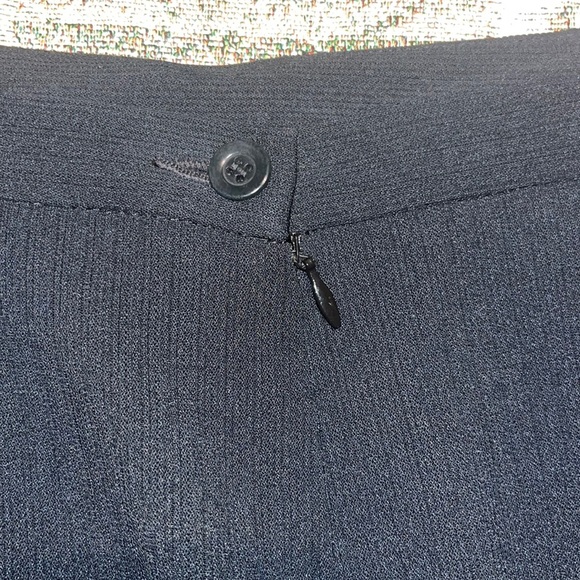 Alex Garfield black fully lined knee length pencil skirt size 10 EUC - Picture 3 of 8